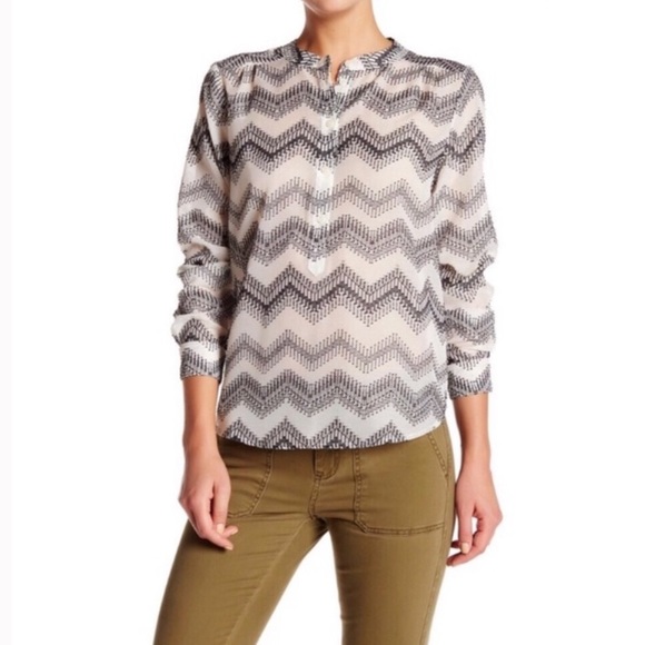 🎉HP🎉 J.Crew Factory chevron popover - Picture 2 of 8